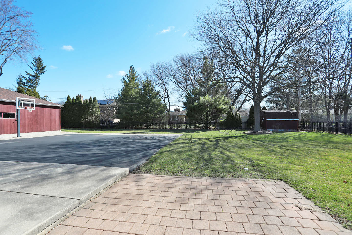 409 Lexington Drive, Schaumburg, IL 60173