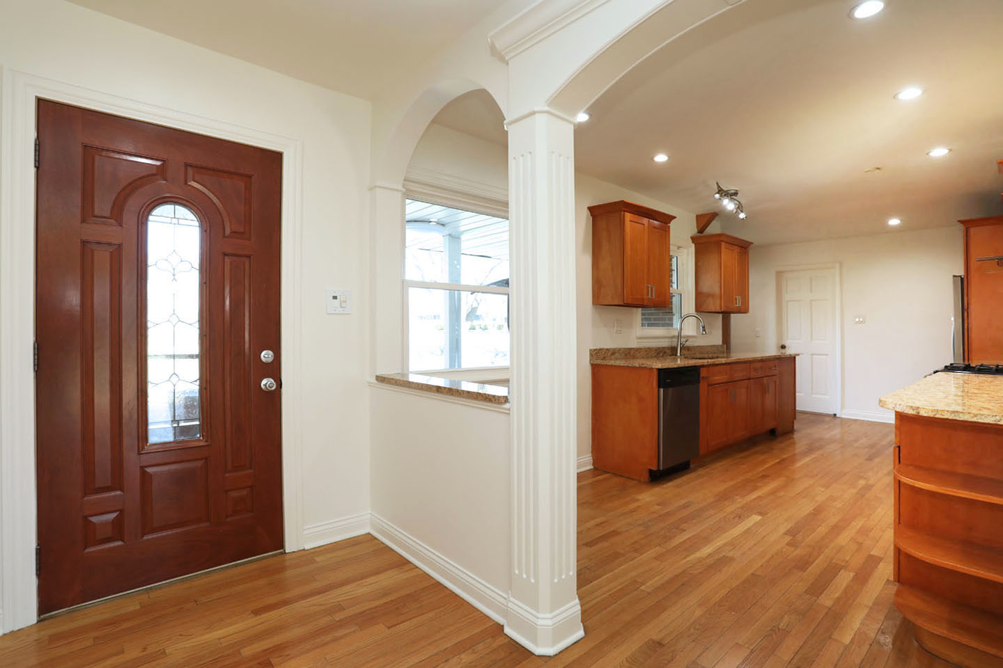 409 Lexington Drive, Schaumburg, IL 60173