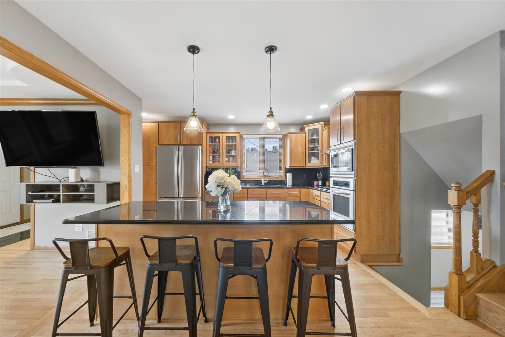 5446 S Rutherford Avenue, Chicago, IL 60638