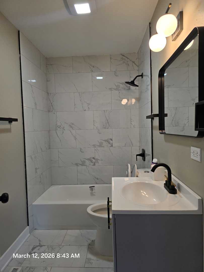 1019 Edwards Street, Waukegan, IL 60085