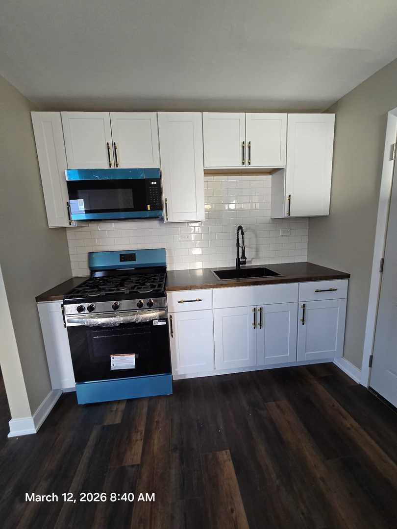 1019 Edwards Street, Waukegan, IL 60085