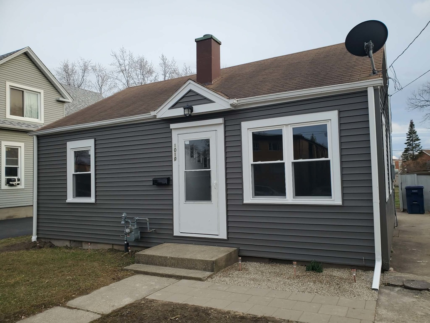 1019 Edwards Street, Waukegan, IL 60085