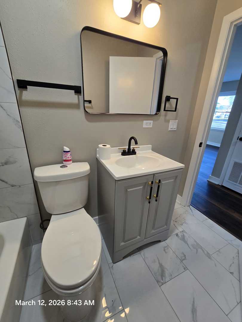 1019 Edwards Street, Waukegan, IL 60085