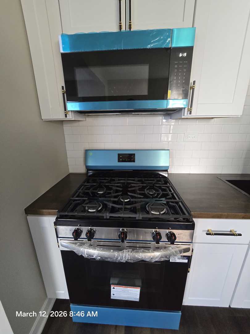 1019 Edwards Street, Waukegan, IL 60085