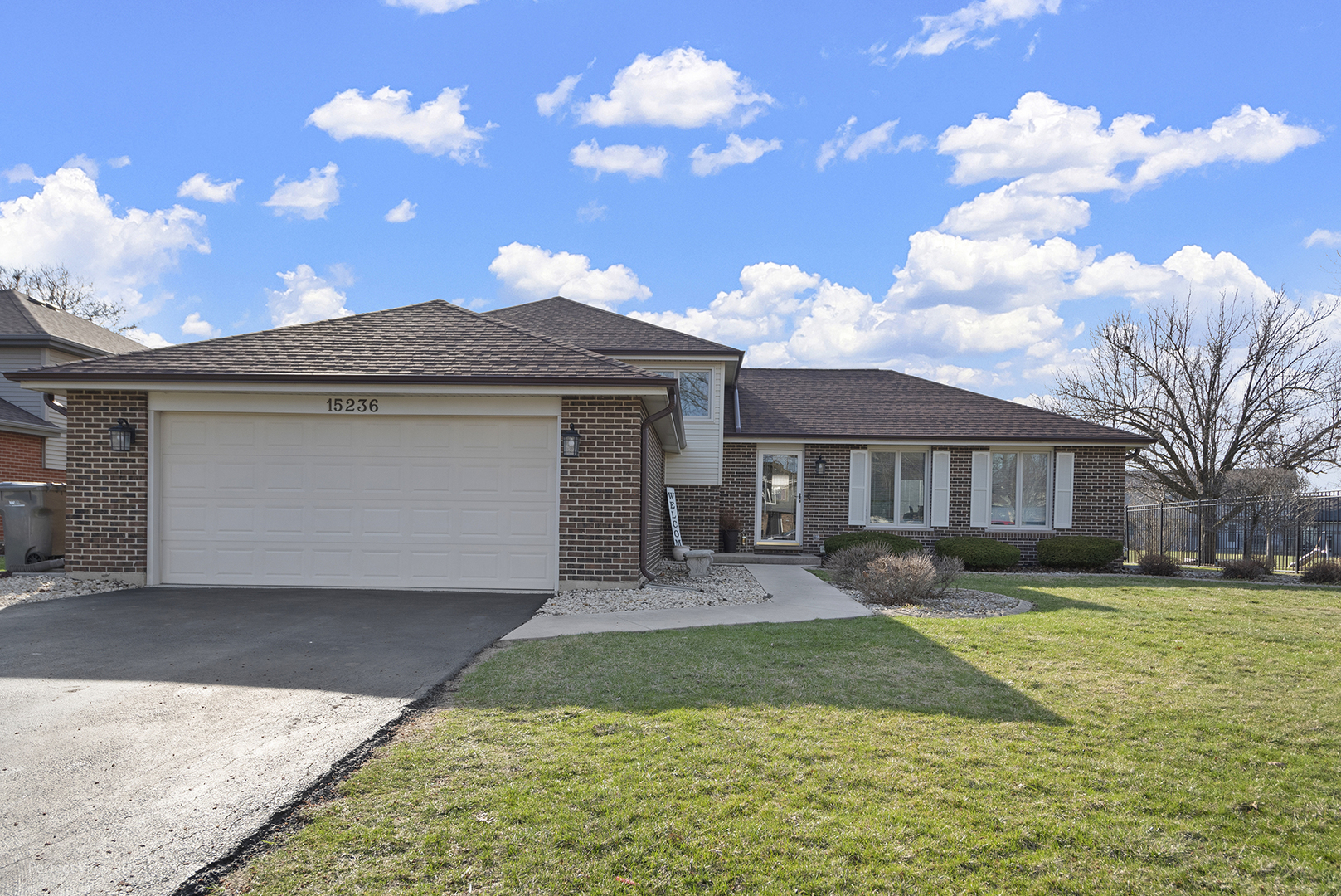 15236 Windsor Drive, Orland Park, IL 60462