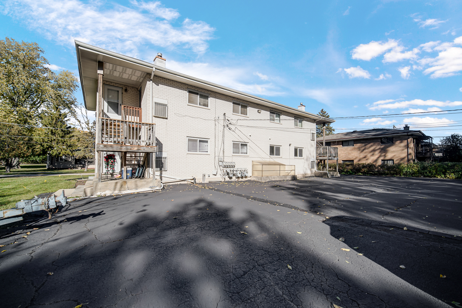 31 Wellington Avenue #2, Mundelein, IL 60060