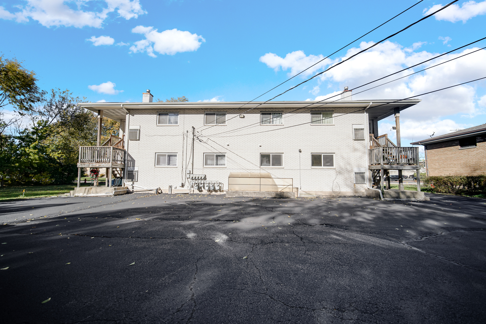 31 Wellington Avenue #2, Mundelein, IL 60060