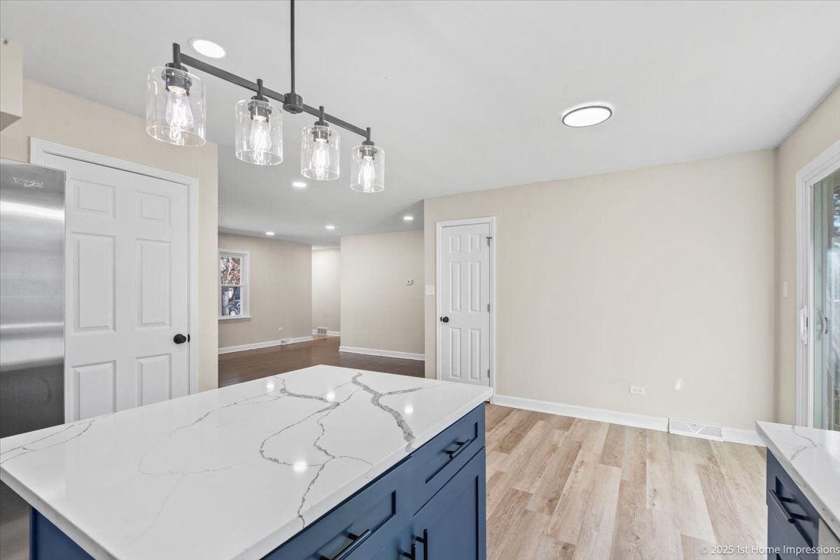 17740 Clyde Avenue, Lansing, IL 60438