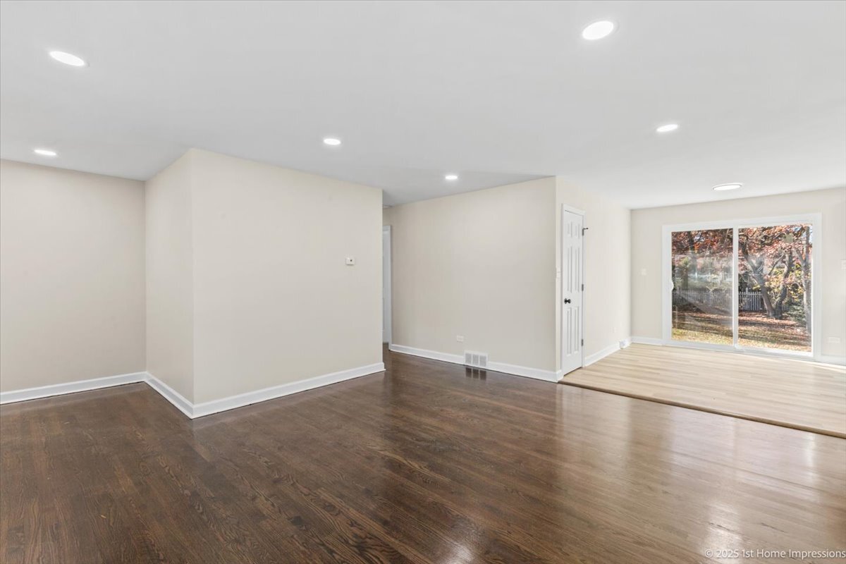 17740 Clyde Avenue, Lansing, IL 60438