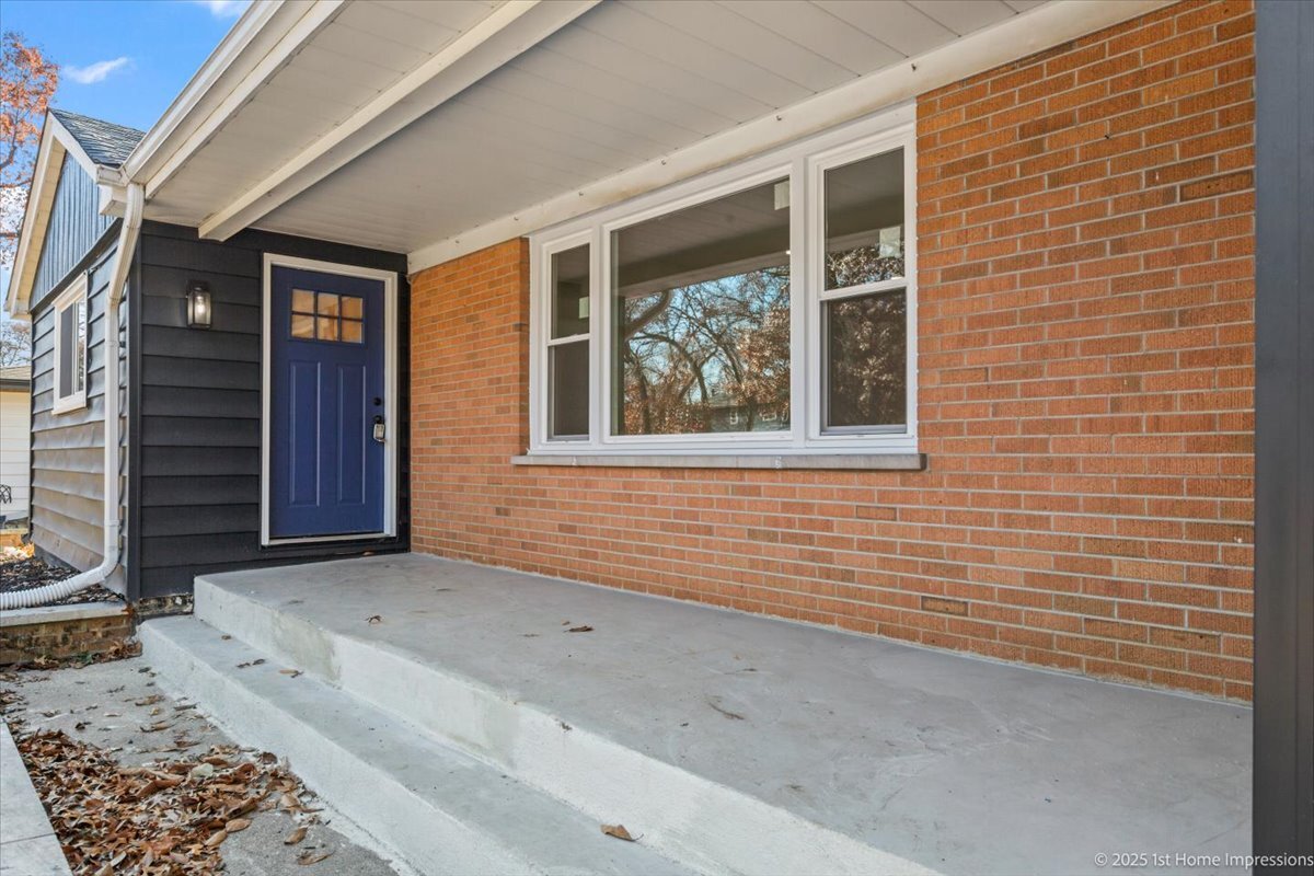 17740 Clyde Avenue, Lansing, IL 60438