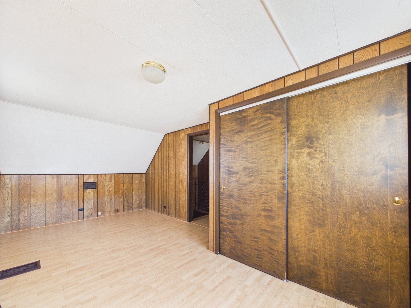 2522 Westbrook Drive, Franklin Park, IL 60131