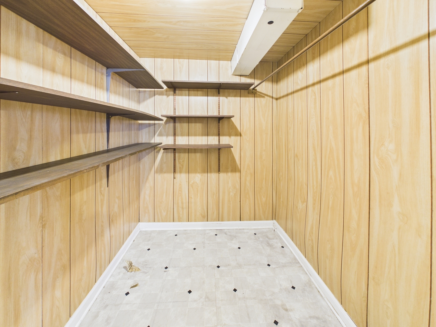 2522 Westbrook Drive, Franklin Park, IL 60131