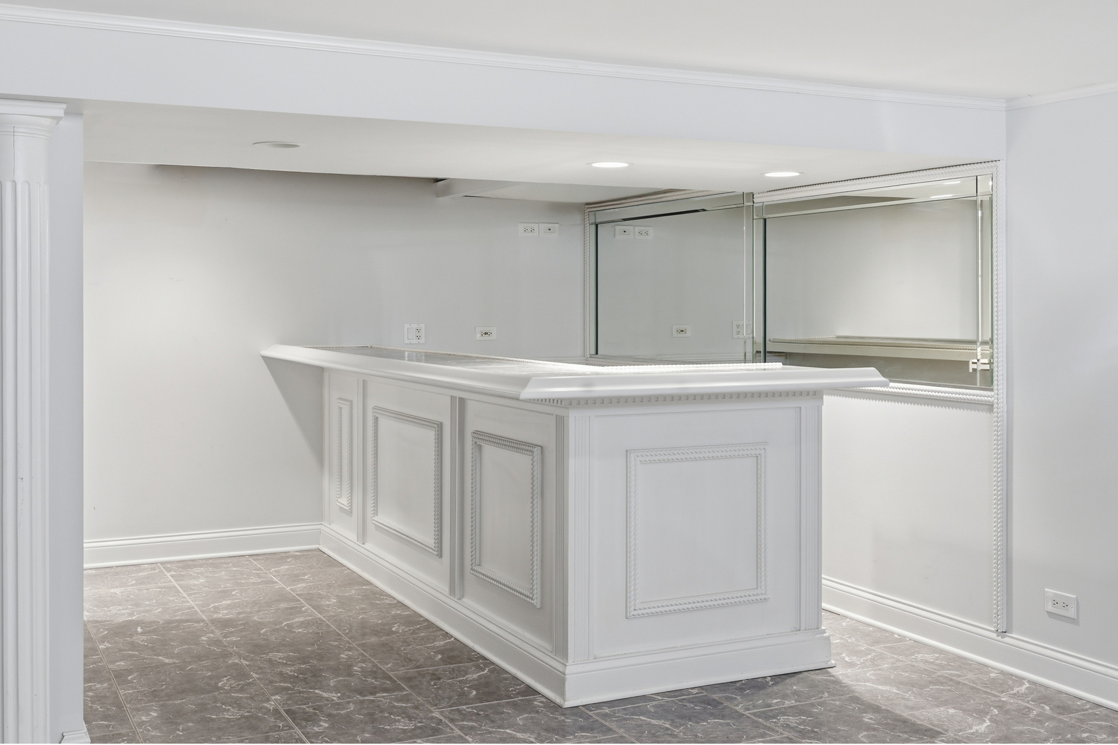 3820 Emerson Drive, Schiller Park, IL 60176