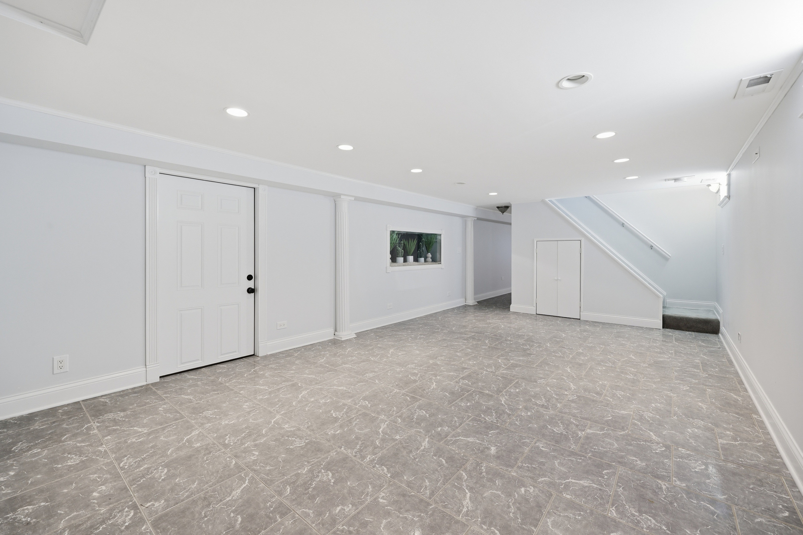 3820 Emerson Drive, Schiller Park, IL 60176