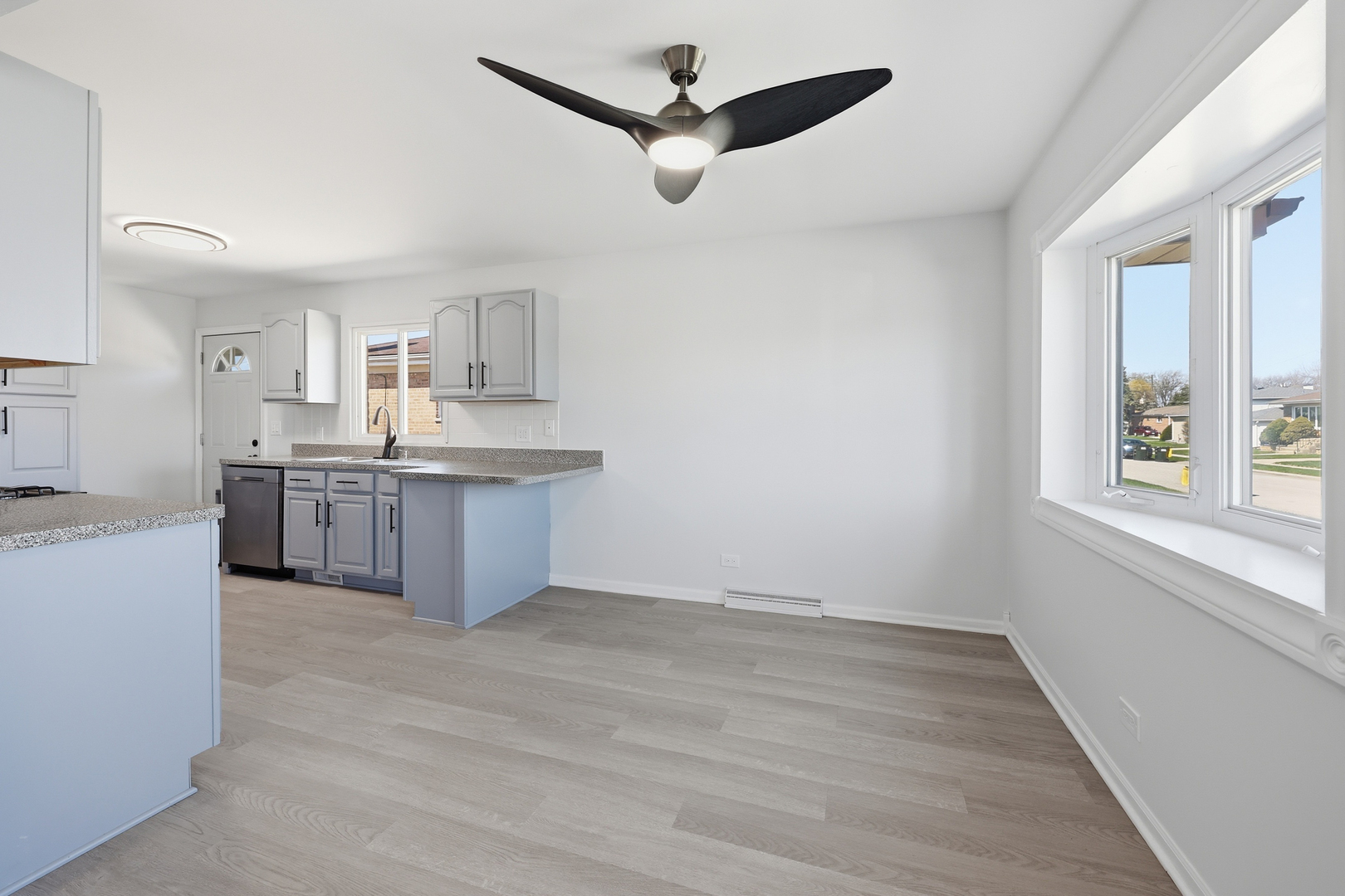 3820 Emerson Drive, Schiller Park, IL 60176