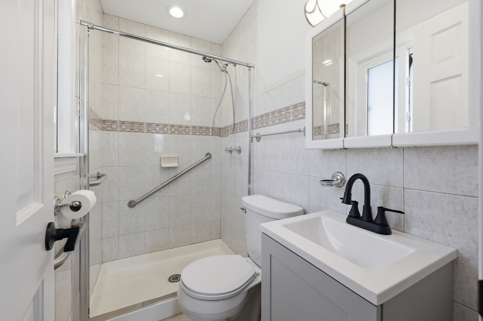 3820 Emerson Drive, Schiller Park, IL 60176