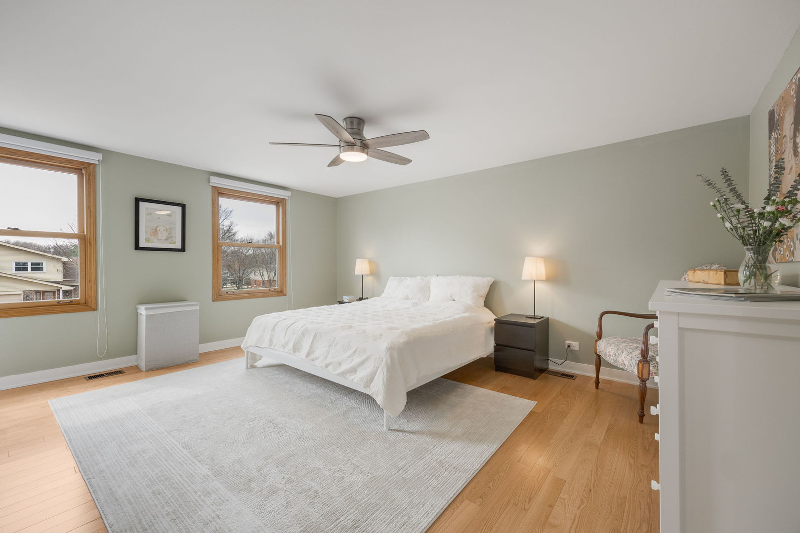 905 Kennebec Lane, Naperville, IL 60563