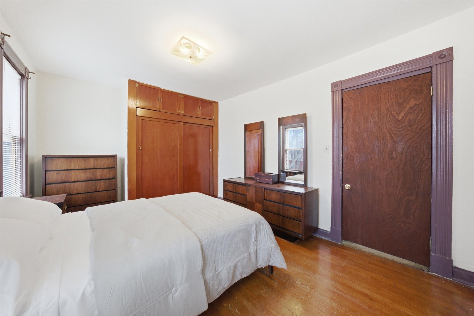 11223 S Forrestville Avenue, Chicago, IL 60628