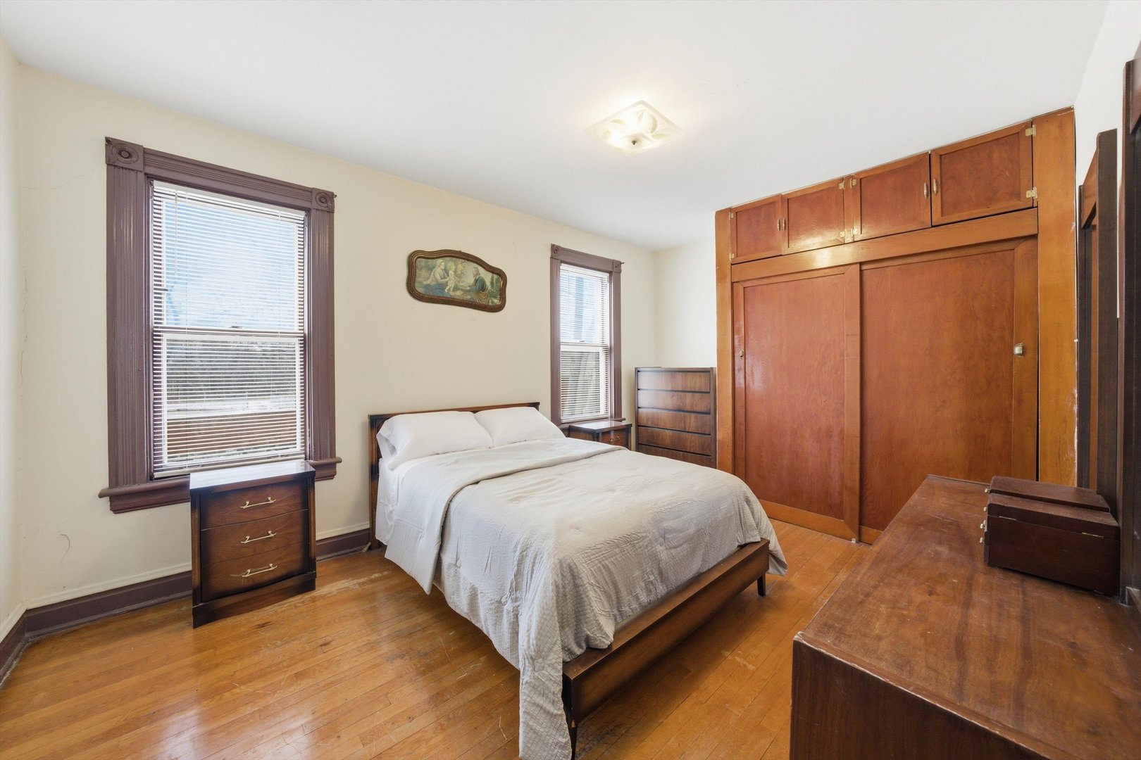 11223 S Forrestville Avenue, Chicago, IL 60628