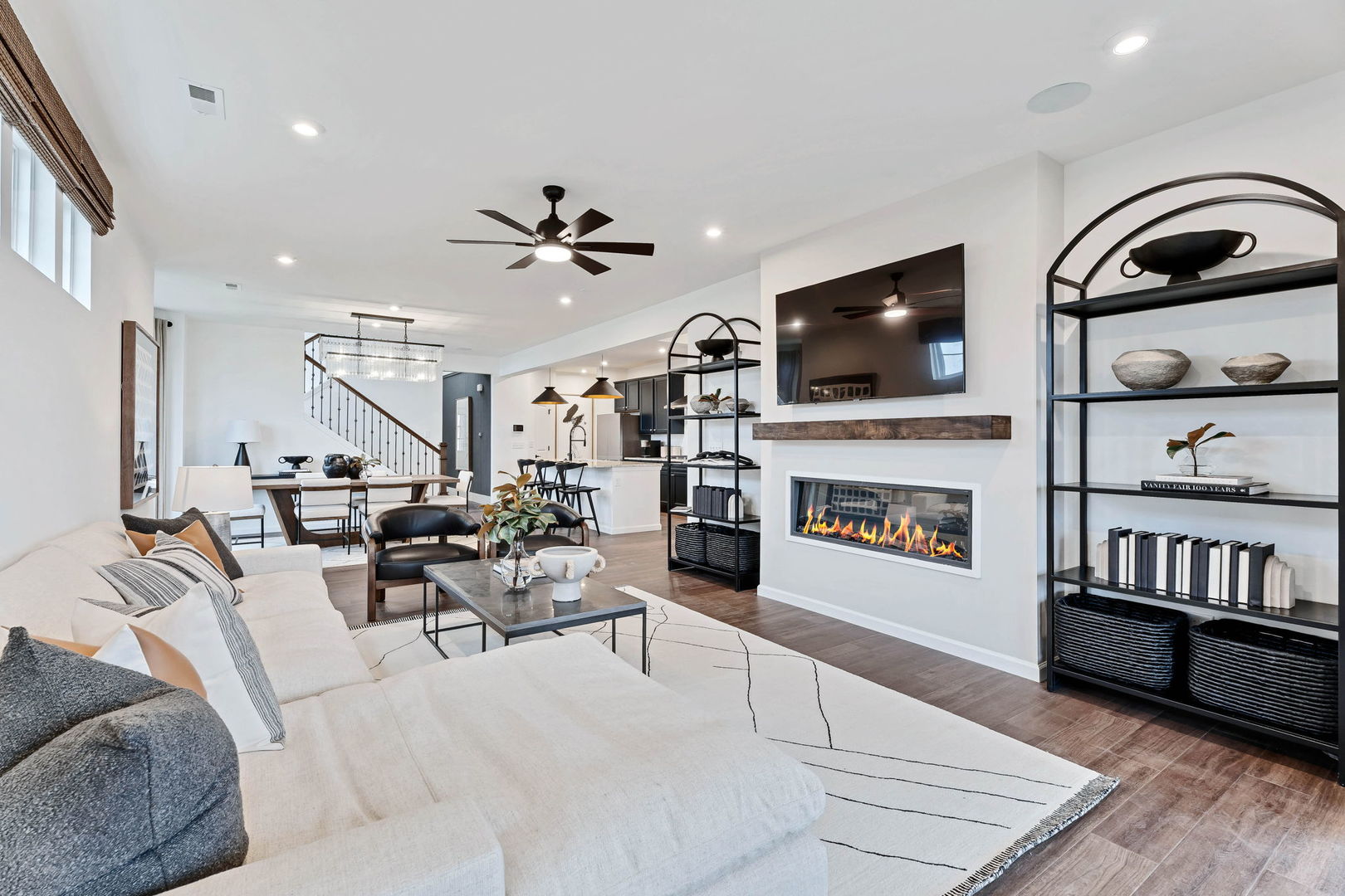 6242 Links Drive #05002, Woodridge, IL 60517