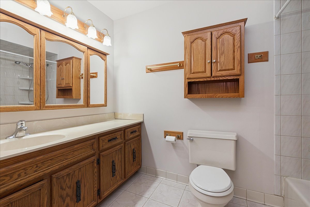 13608 Glen Eagle Court, Orland Park, IL 60462