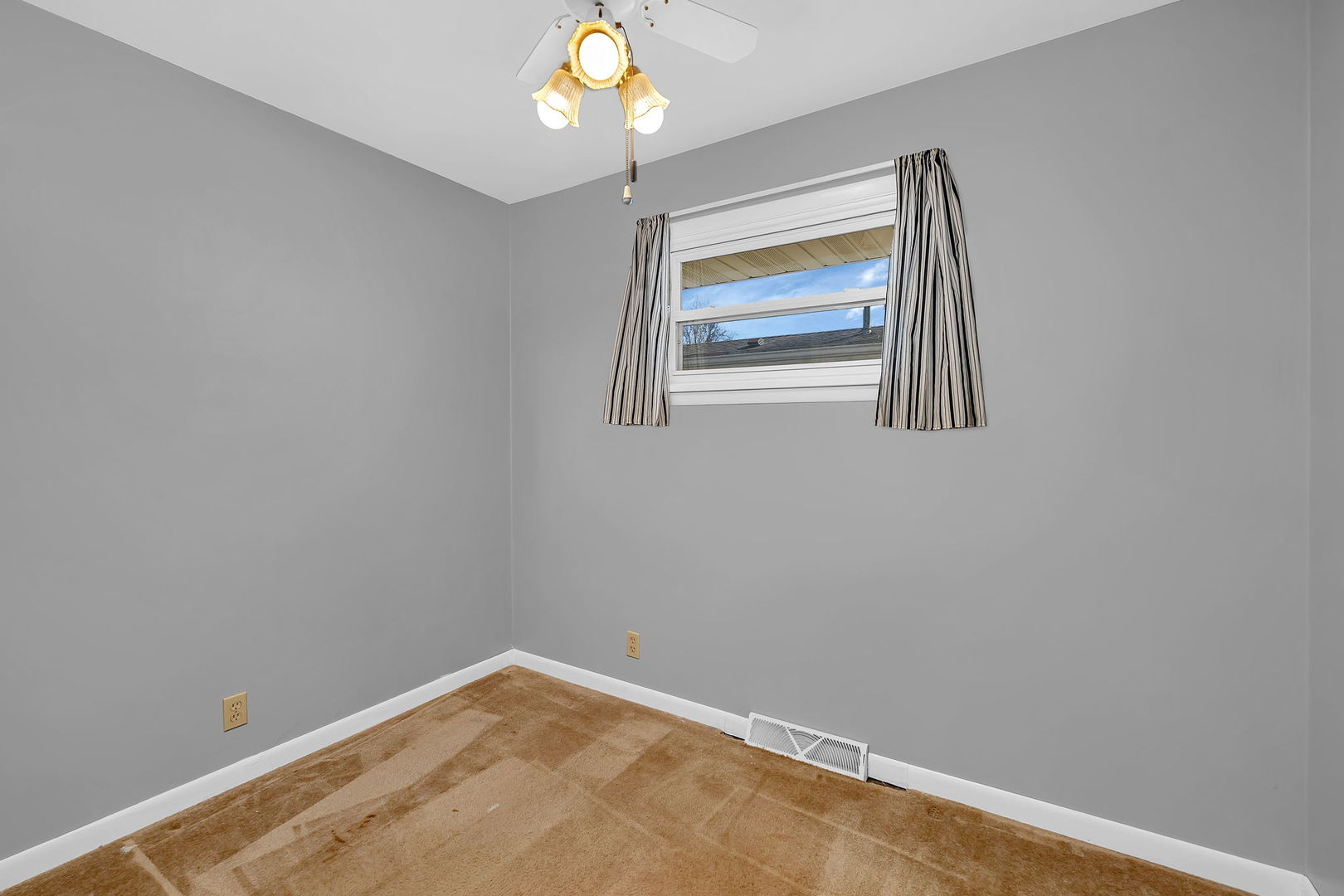 409 McKinley Street, Morris, IL 60450