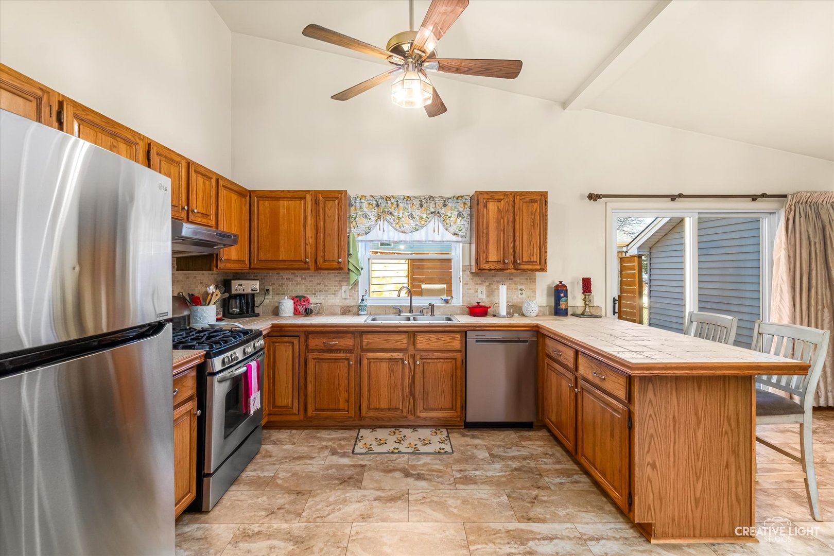 273 Bastian Drive, Sugar Grove, IL 60554