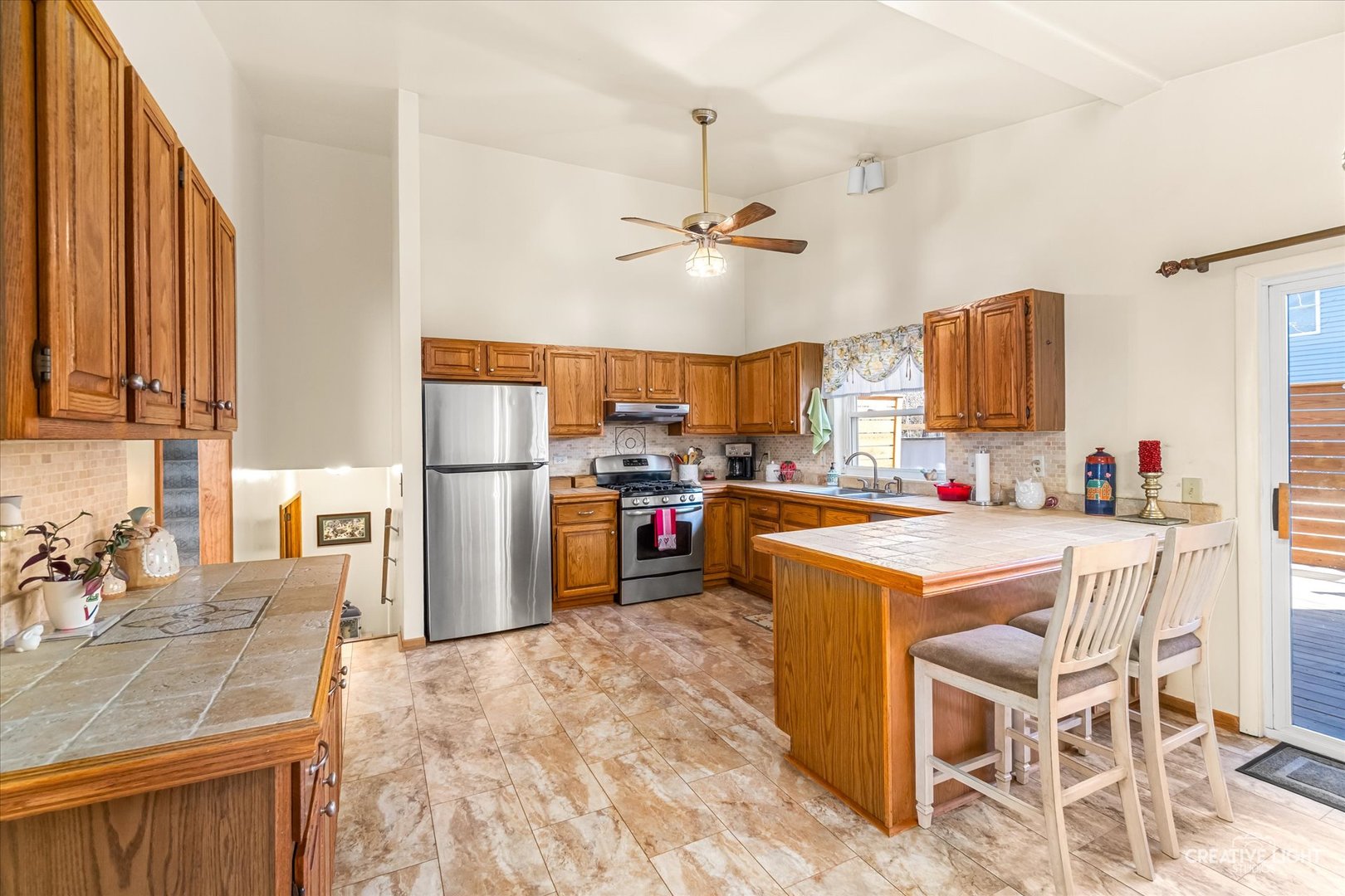 273 Bastian Drive, Sugar Grove, IL 60554