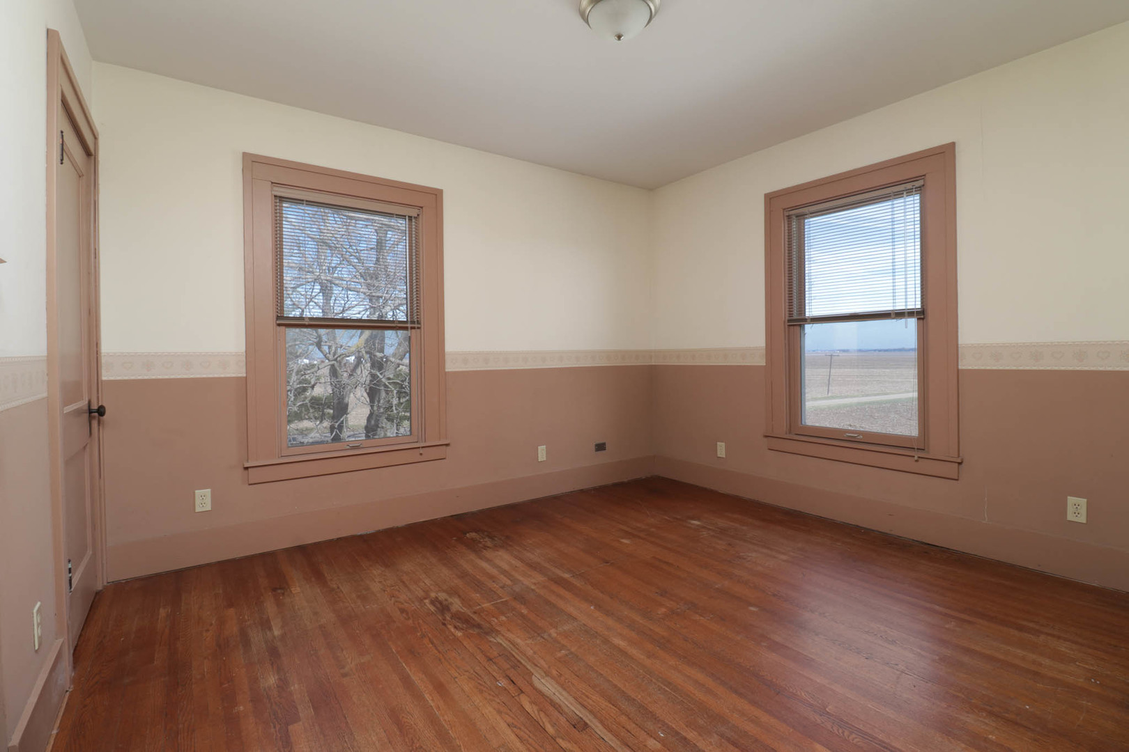 29679 Lagoon Road, Minier, IL 61759