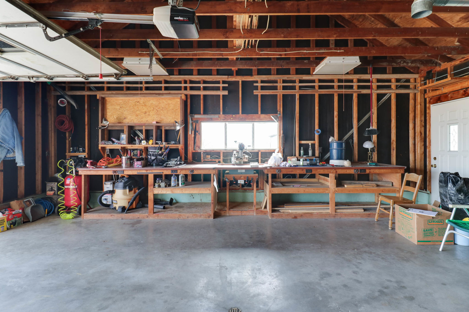 29679 Lagoon Road, Minier, IL 61759