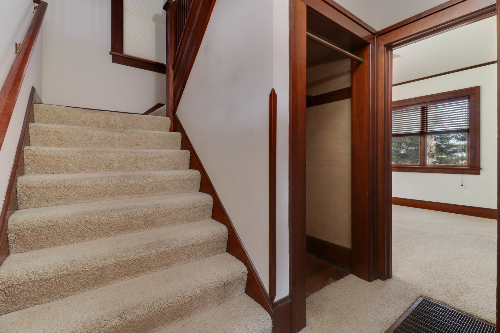 29679 Lagoon Road, Minier, IL 61759