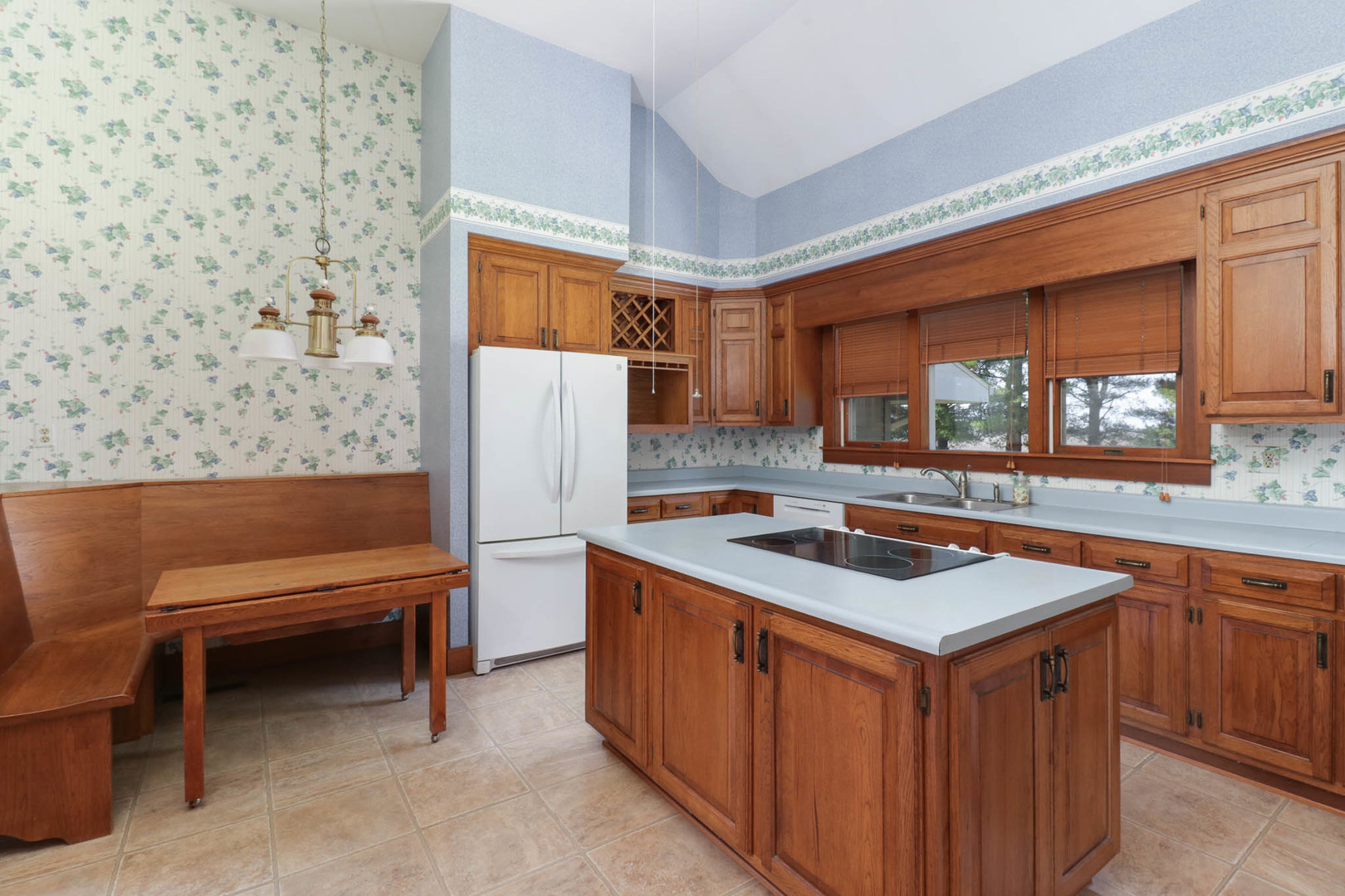 29679 Lagoon Road, Minier, IL 61759