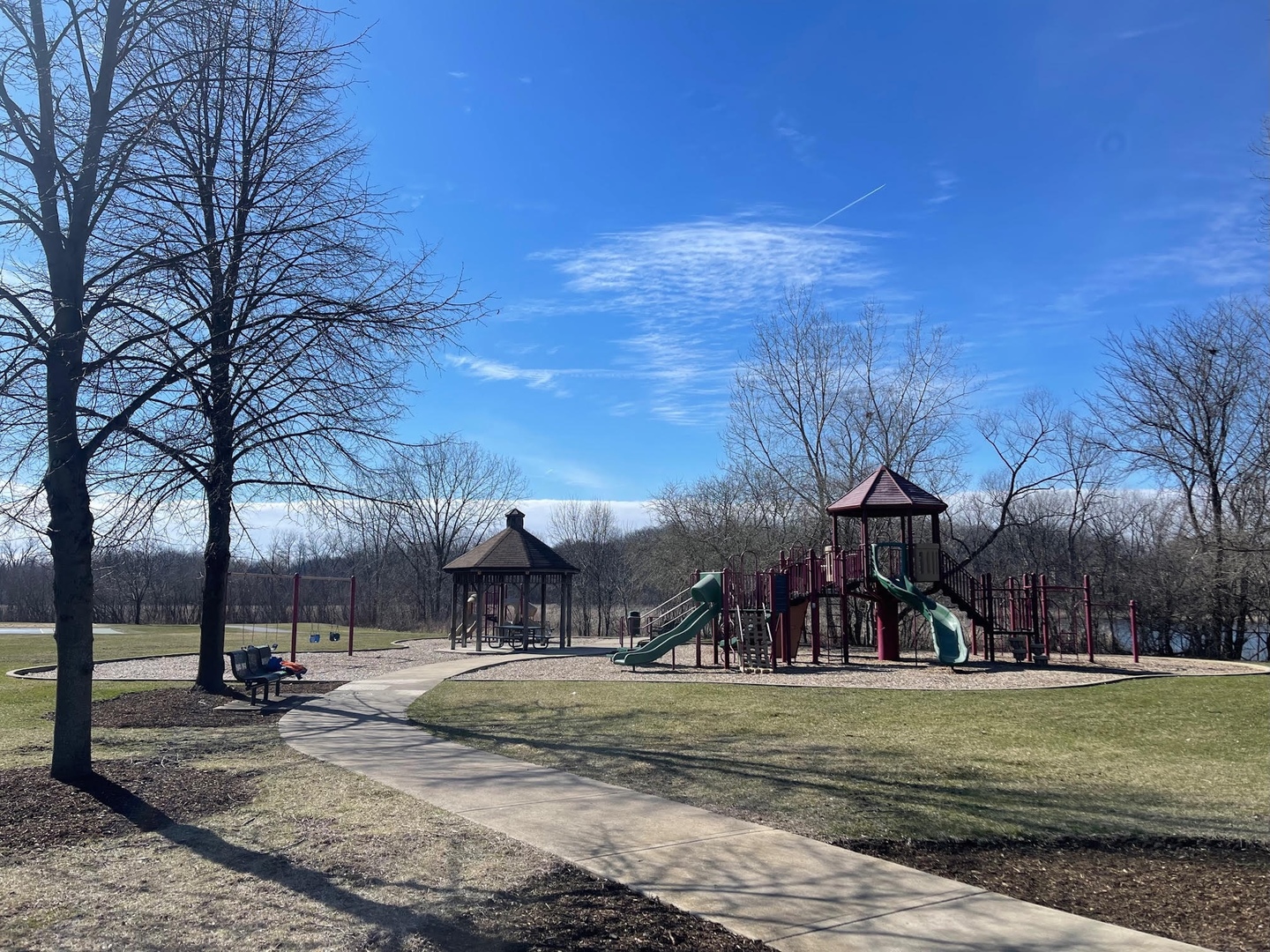 207 Lions Court, Lake Zurich, IL 60047