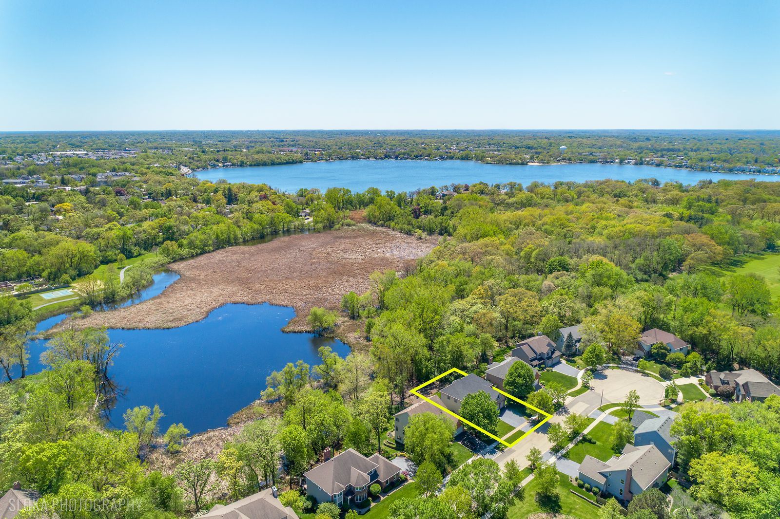 207 Lions Court, Lake Zurich, IL 60047