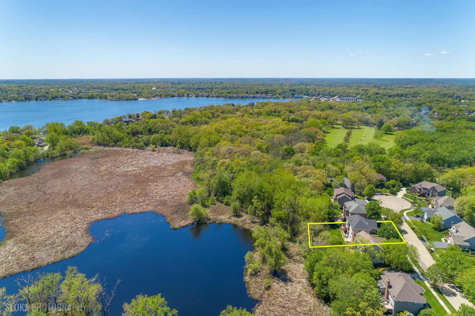 207 Lions Court, Lake Zurich, IL 60047