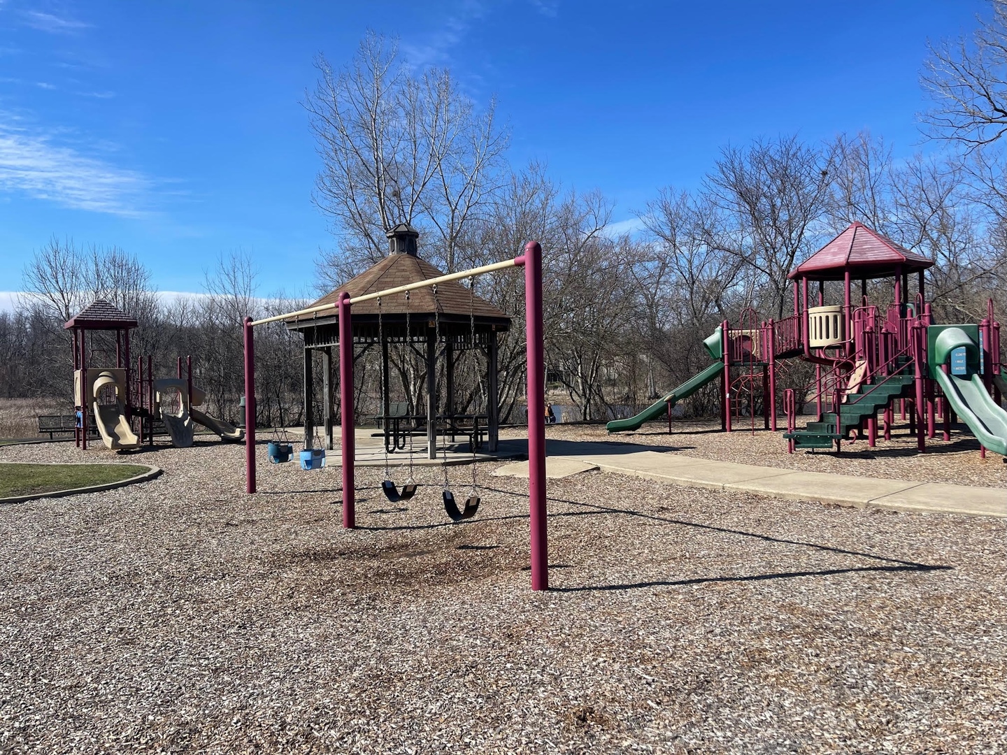 207 Lions Court, Lake Zurich, IL 60047