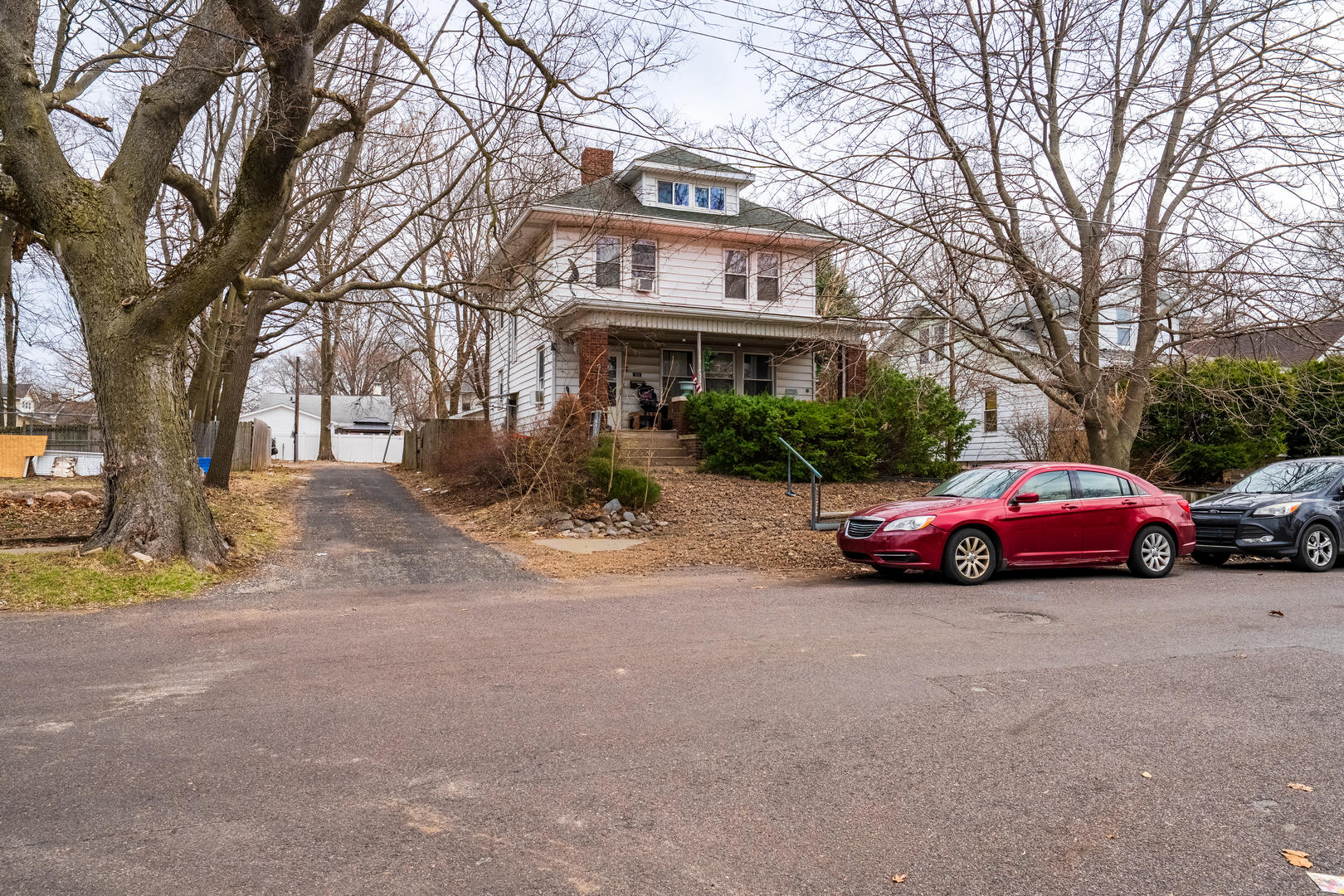 2416 N Dechman Avenue, Peoria, IL 61603