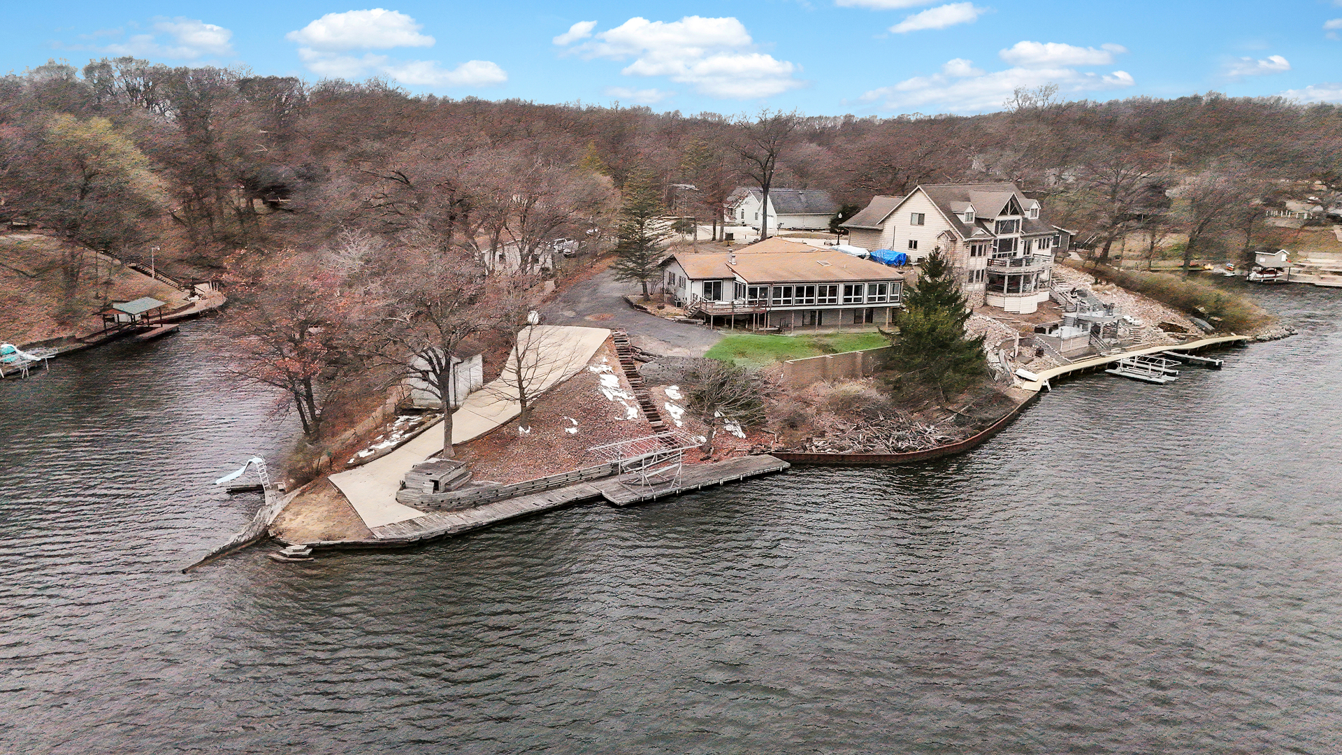 20 Chairtree Court, Putnam, IL 61560