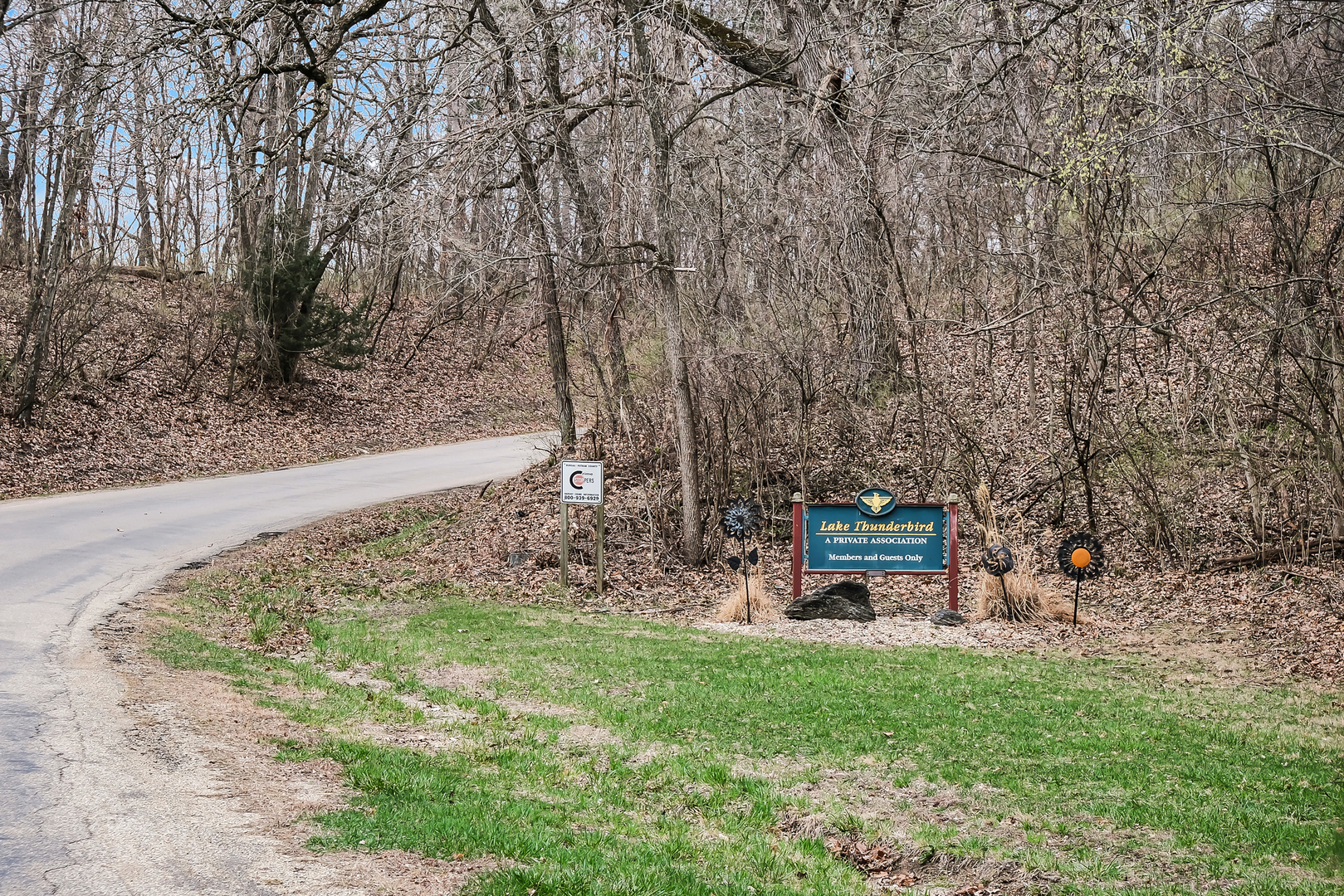 20 Chairtree Court, Putnam, IL 61560