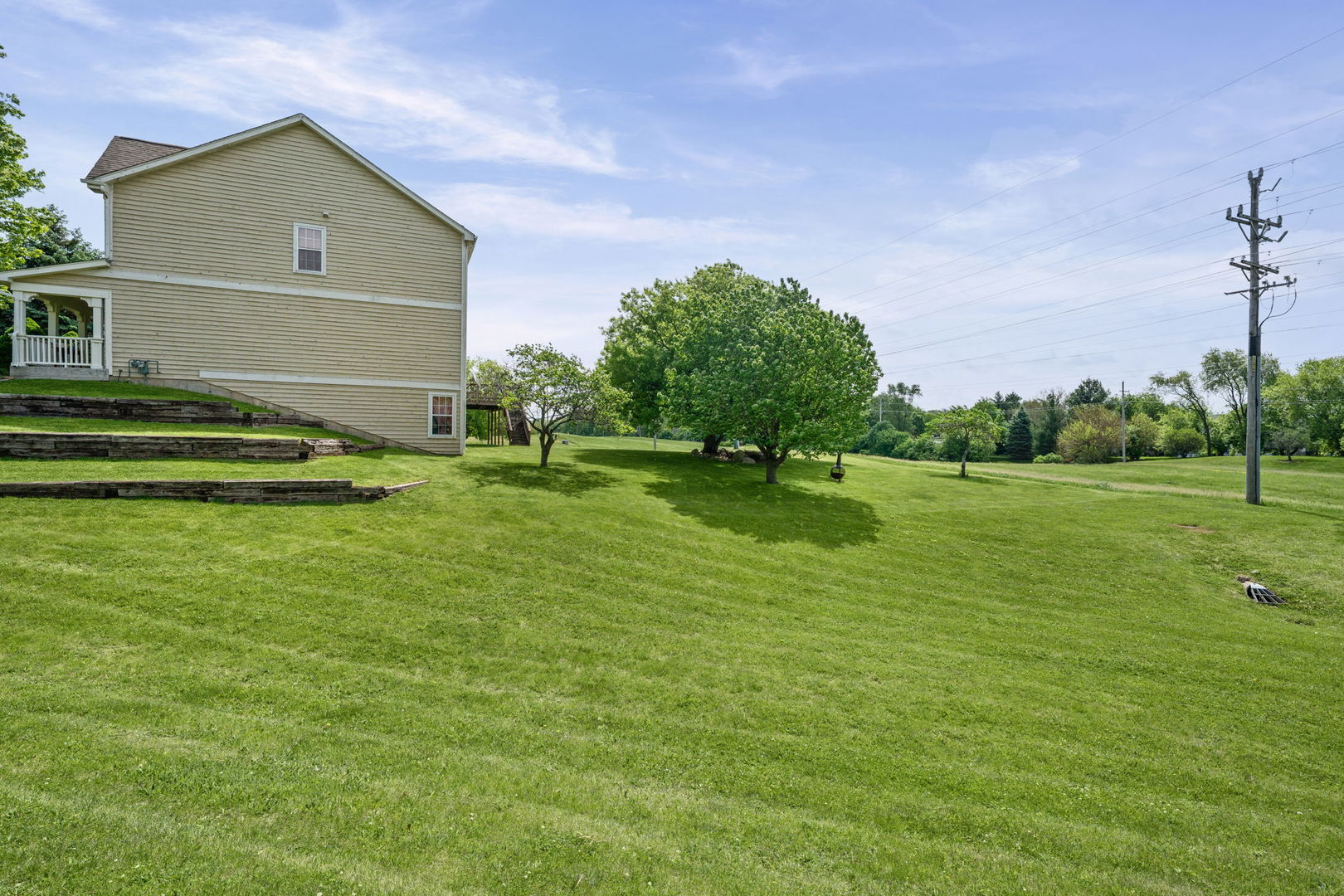 529 Nunda Trail, Crystal Lake, IL 60012