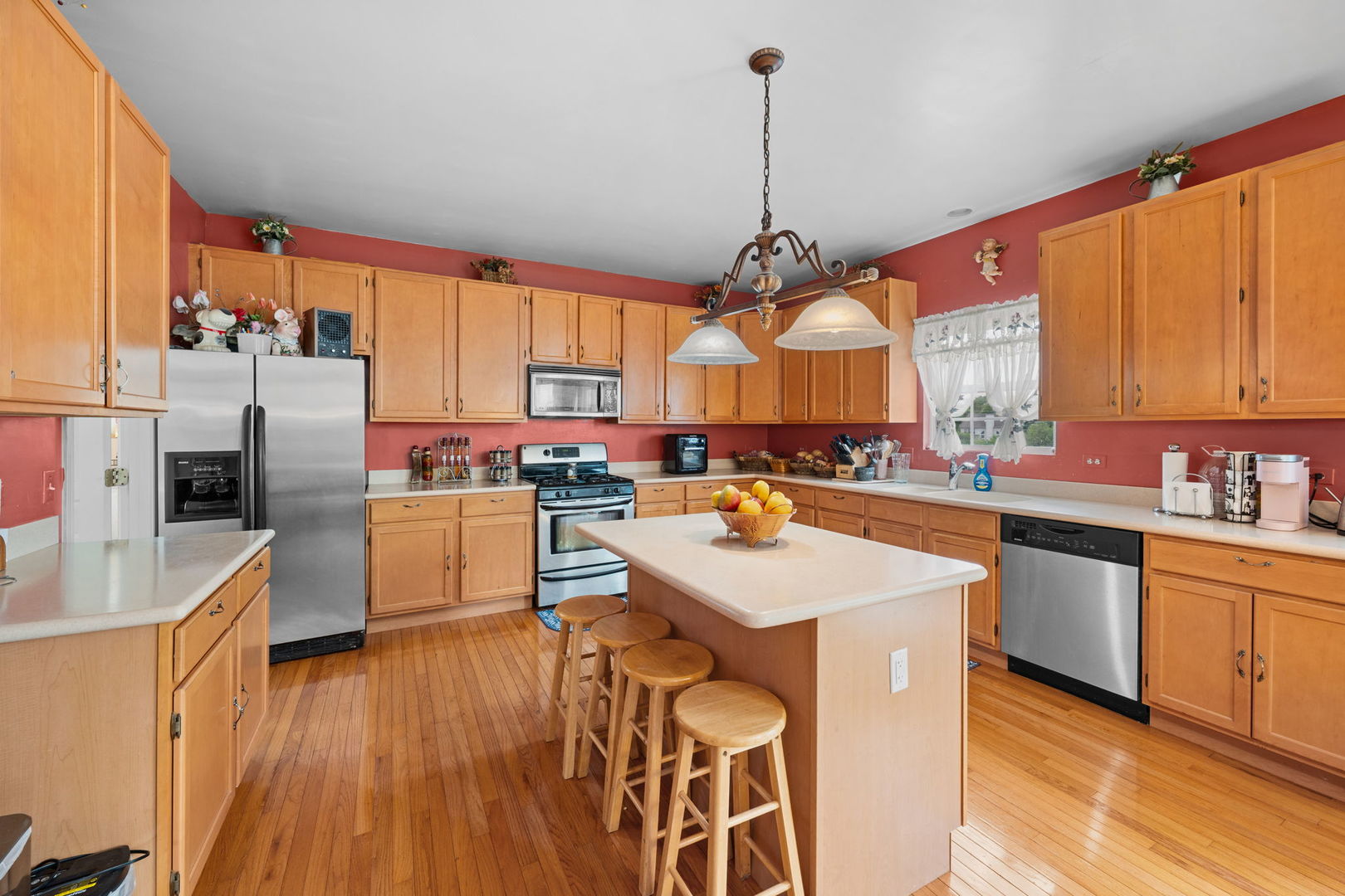 529 Nunda Trail, Crystal Lake, IL 60012