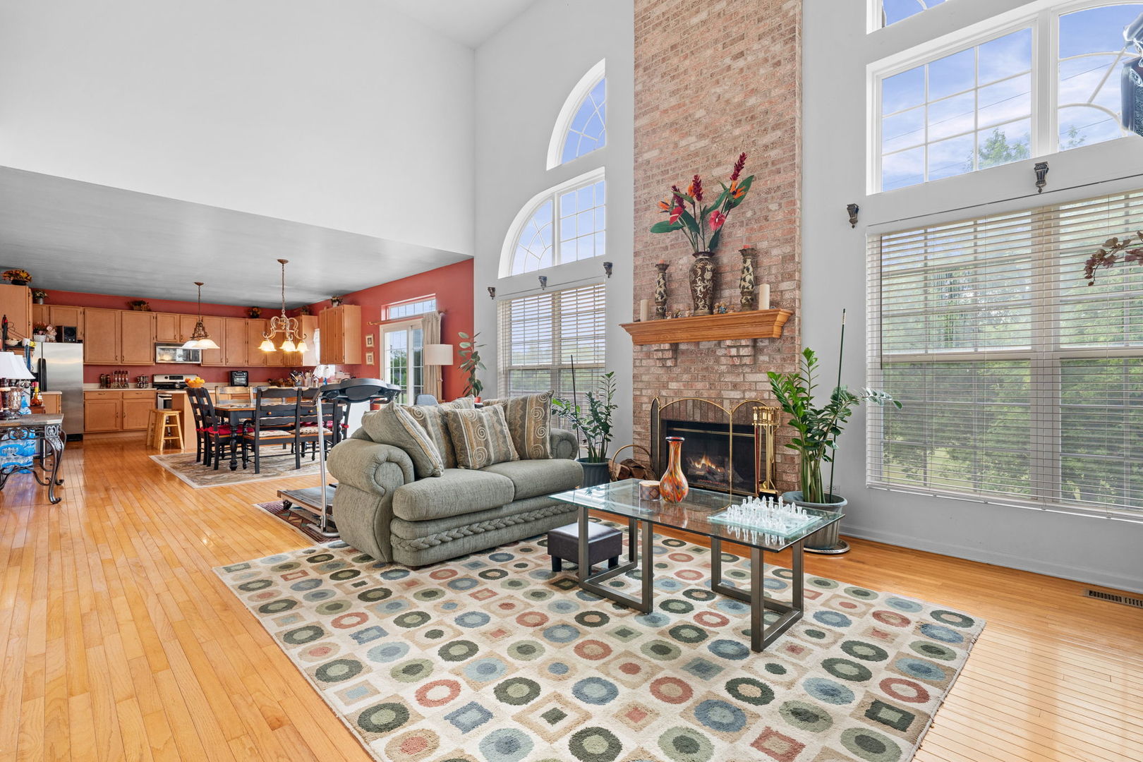 529 Nunda Trail, Crystal Lake, IL 60012