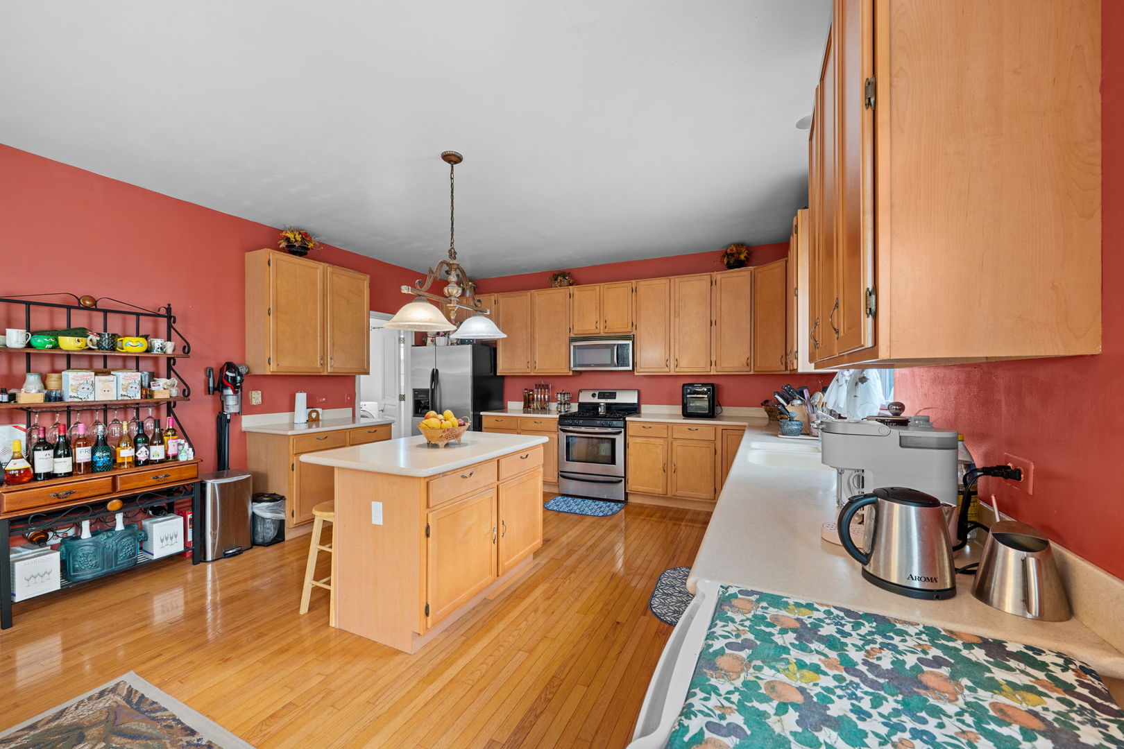 529 Nunda Trail, Crystal Lake, IL 60012
