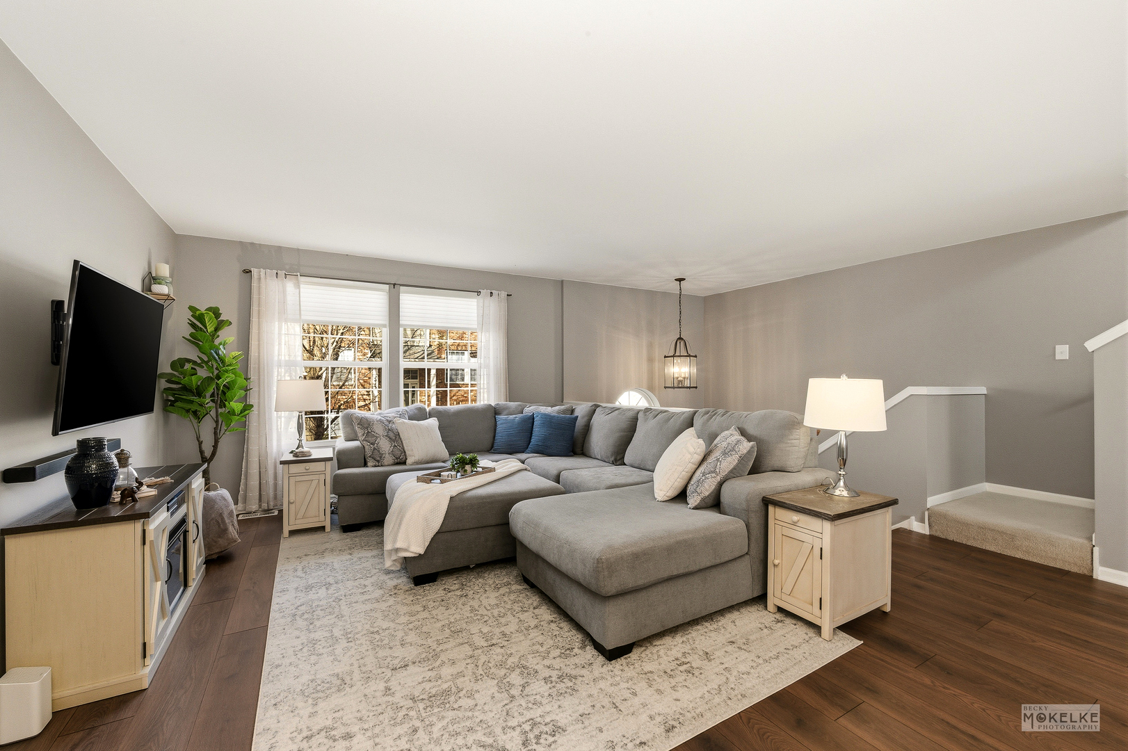 2419 Emily Lane, Elgin, IL 60124