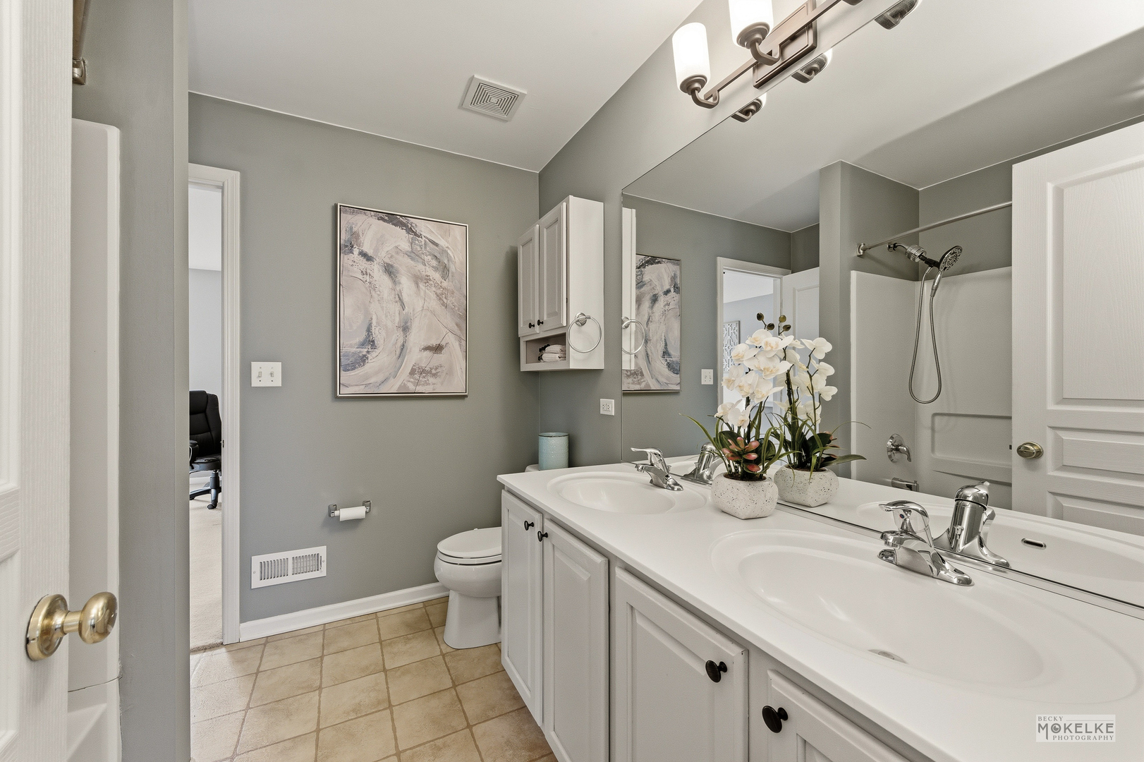 2419 Emily Lane, Elgin, IL 60124