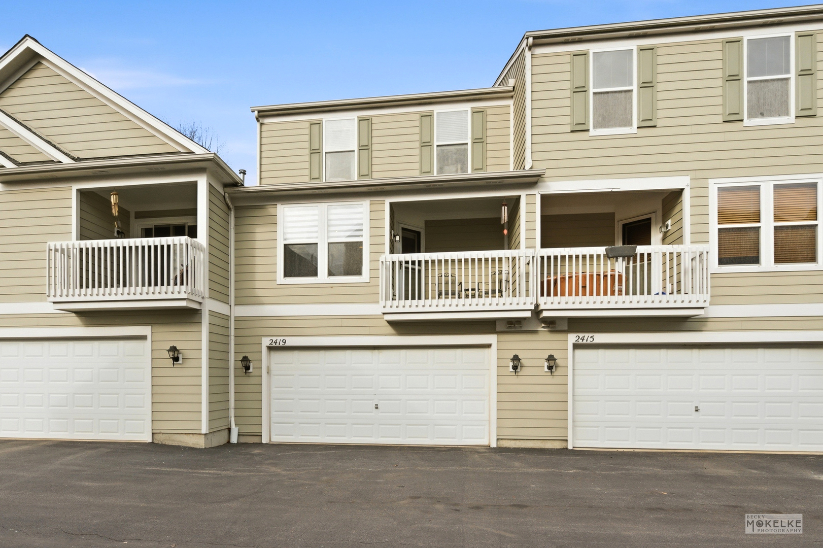 2419 Emily Lane, Elgin, IL 60124