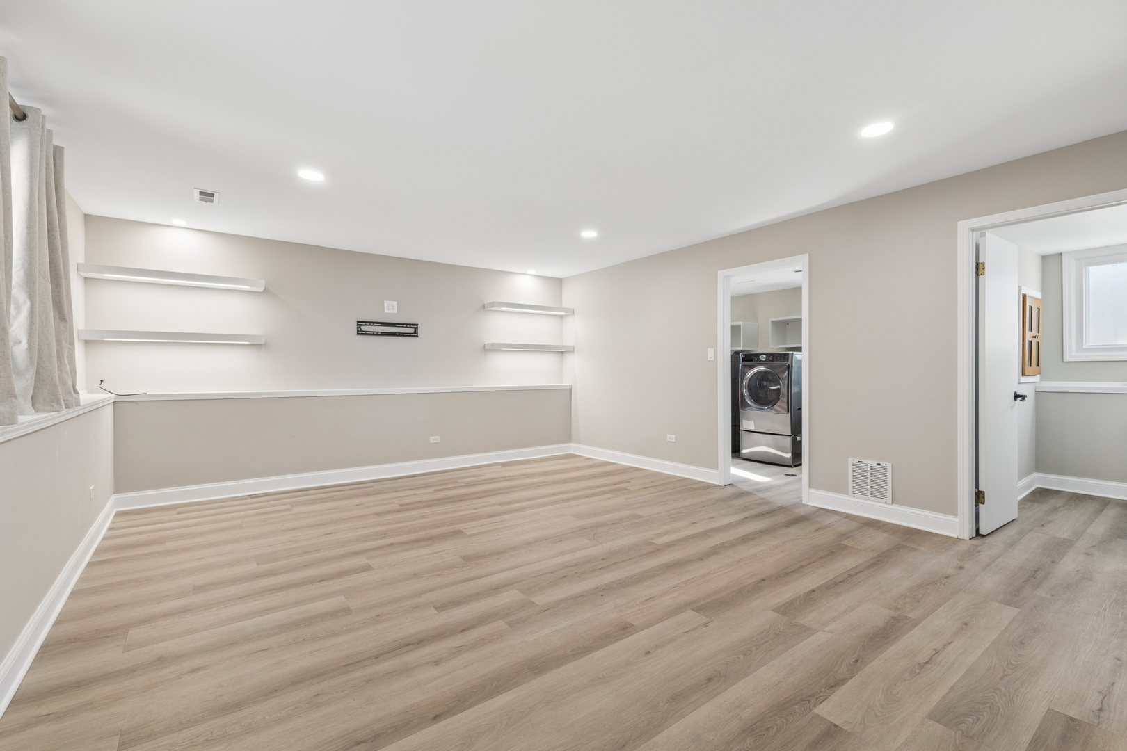 16805 Hilltop Avenue, Orland Hills, IL 60487