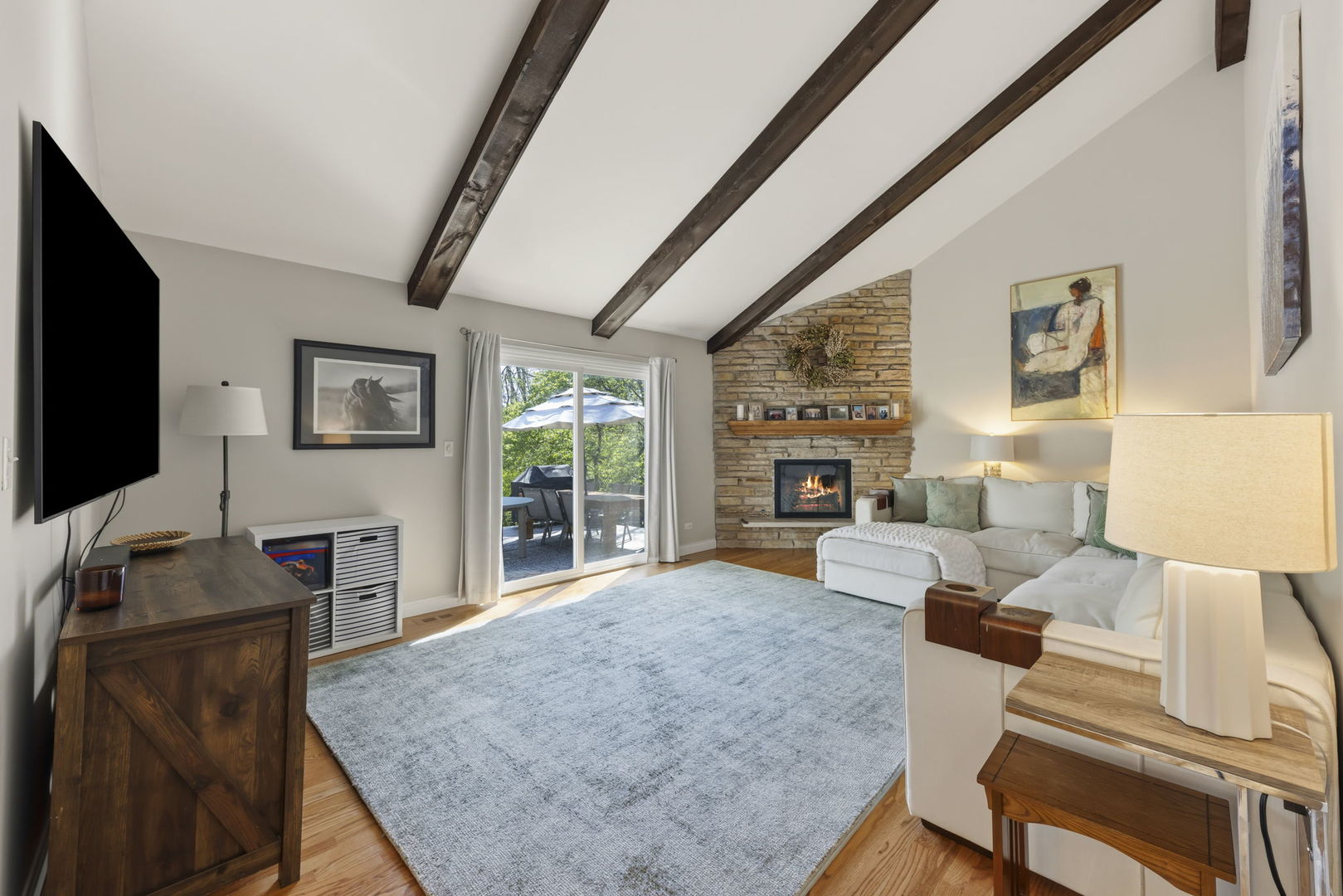 2135 Oak Hill Drive, Lisle, IL 60532