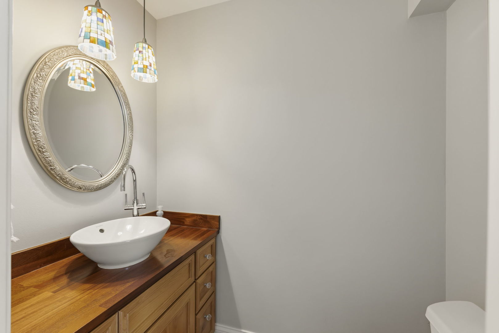 2135 Oak Hill Drive, Lisle, IL 60532