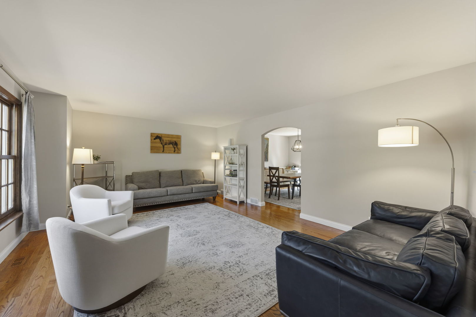 2135 Oak Hill Drive, Lisle, IL 60532